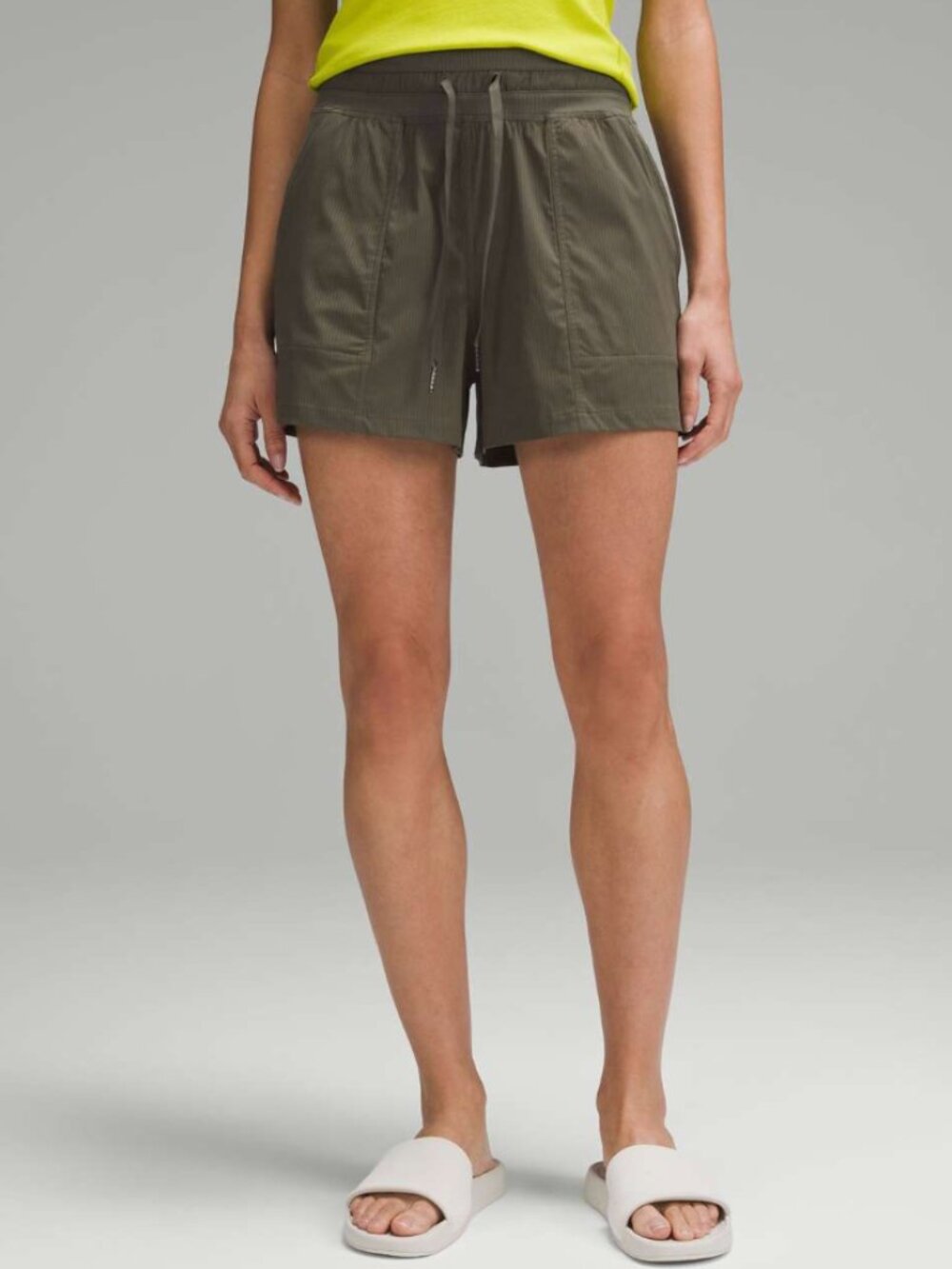 NWOT Lululemon Dance Studio High-Rise Short 3.5" in Army Green Size 6